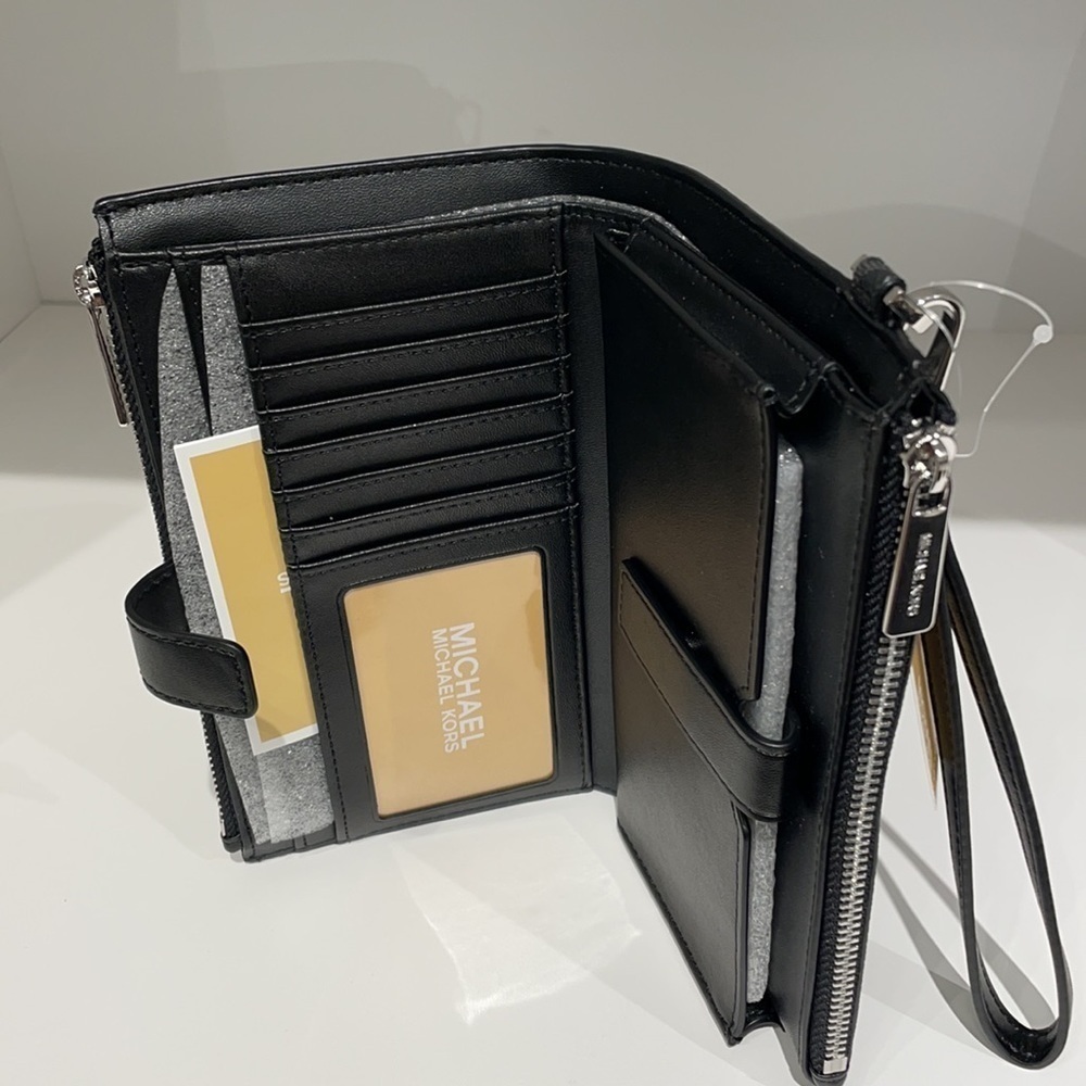 Michael Kors double zip jet set wallet wristlet - Picture 5 of 5